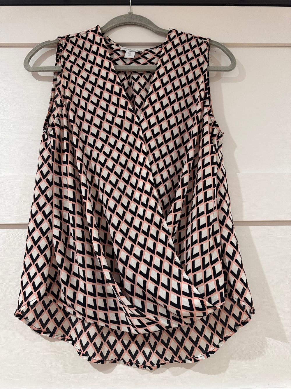 Pink and Black Geometric Sleeveless Draped Front Top